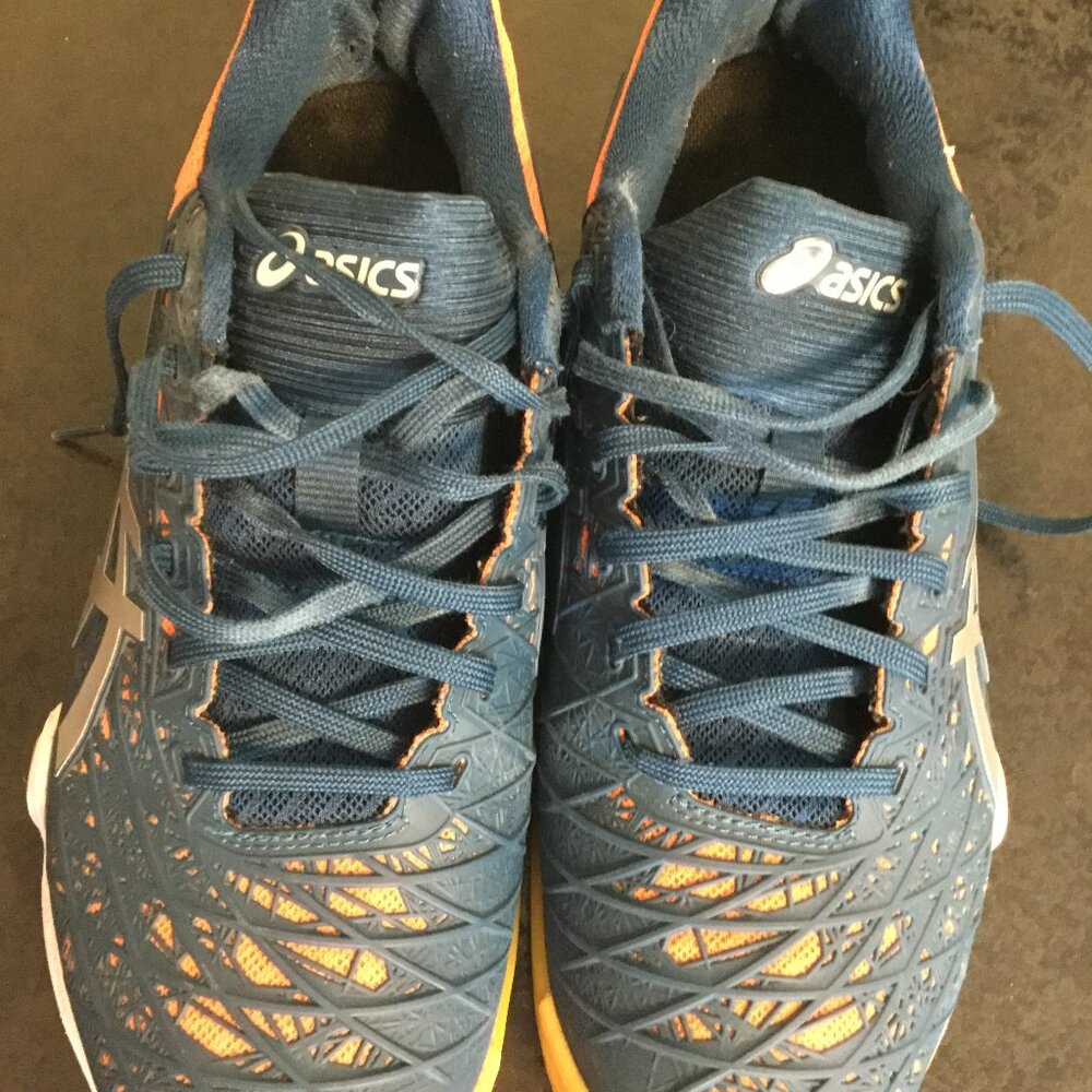 Asics court shoes worn inside for pickleball men's size 75. blue and orange